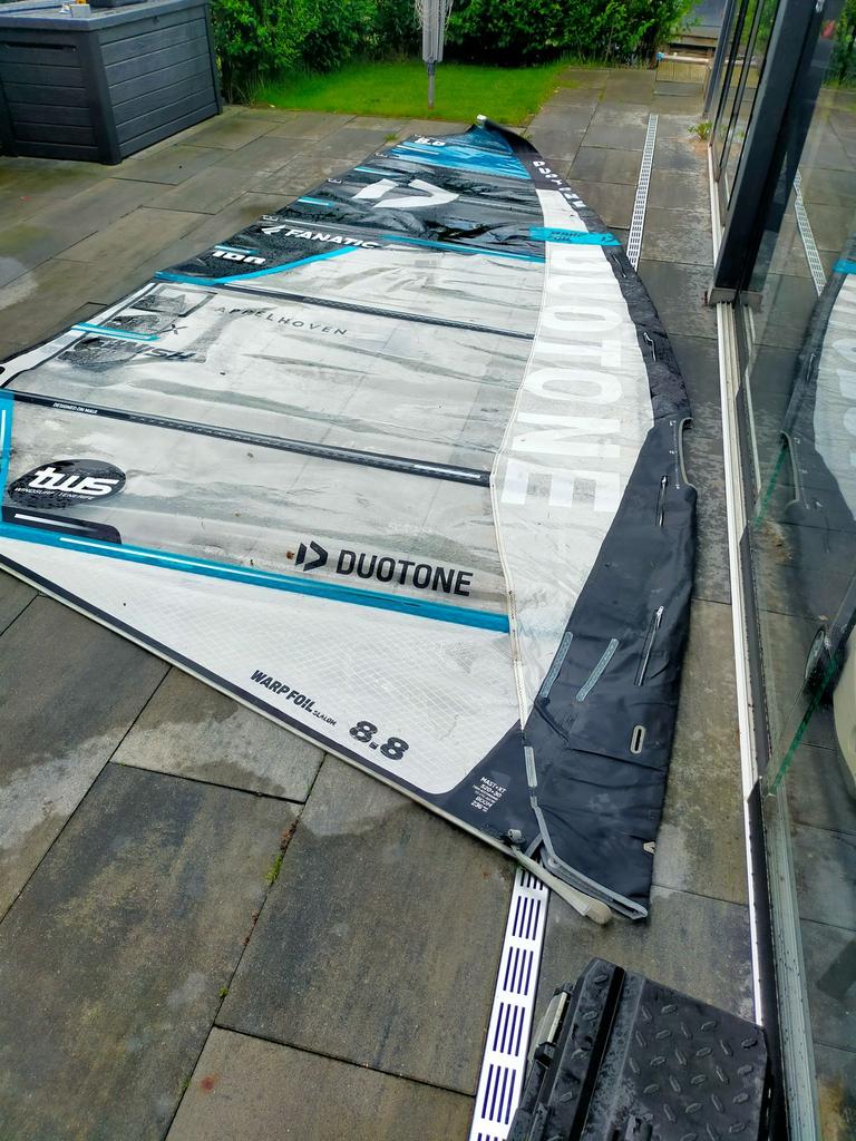 Duotone warp foil 8.8., Watersport en Boten, Windsurfen, Ophalen, 7 m² of meer, Minder dan 250 cm, Zeil