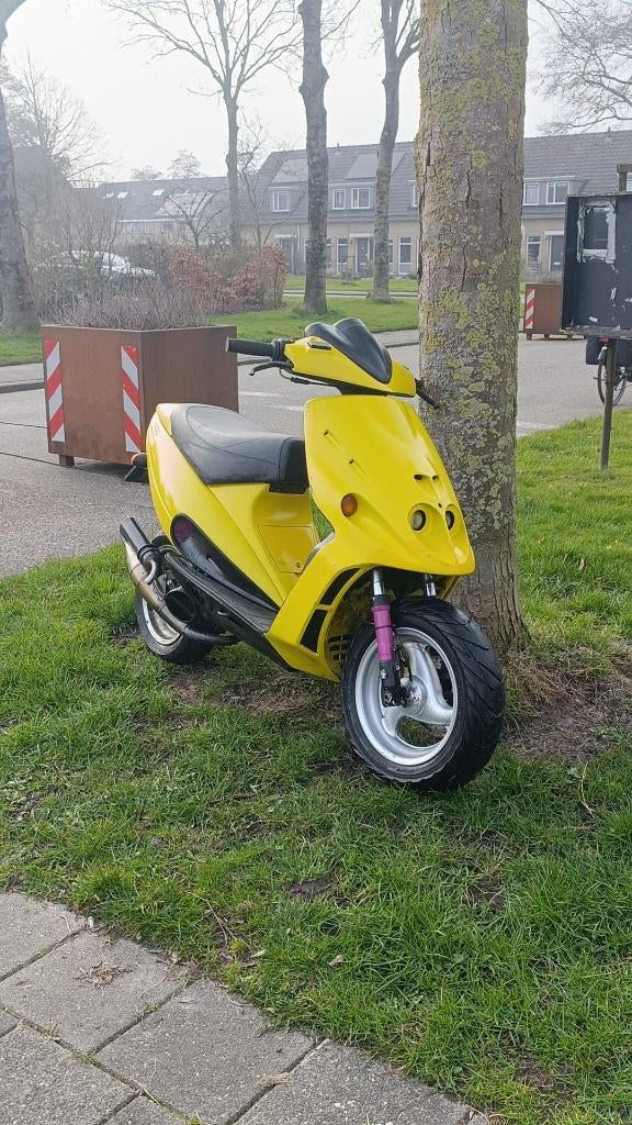 2 snelle 70cc scooters, Ophalen of Verzenden, Zo goed als nieuw, Maximaal 45 km/u, 70 cc