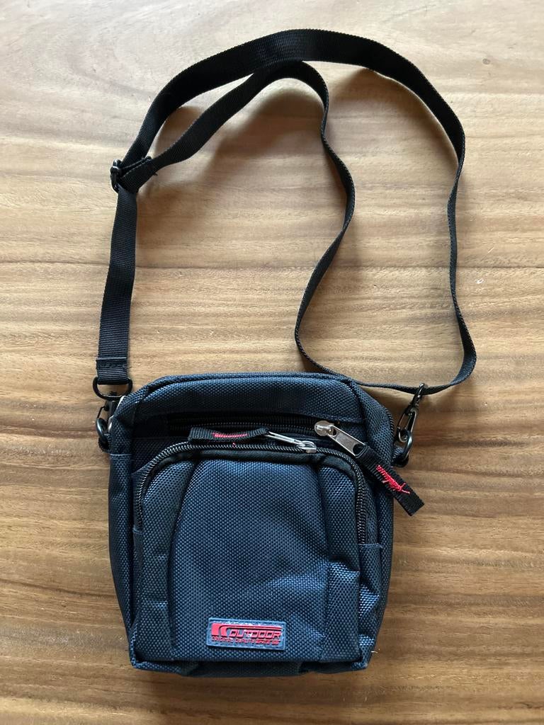 Compacte reistas met schouderband - Paspoort & Mobiel, Ophalen, Zwart, Minder dan 40 cm, Minder dan 20 cm