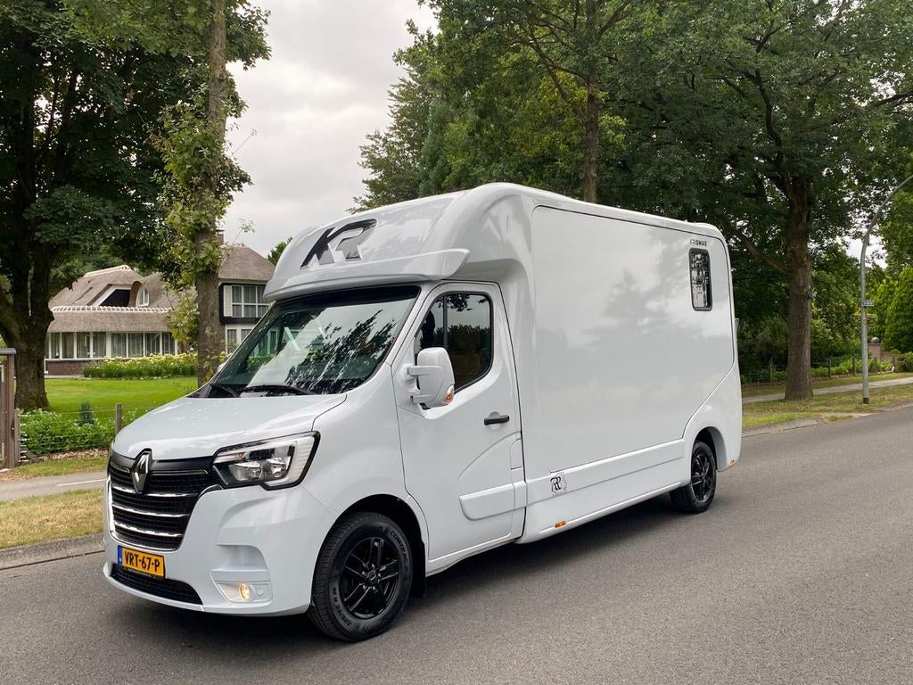 Renault Master Krismar Paardenwagen 180pk Automaat, Dieren en Toebehoren, Paarden en Pony's | Trailers en Aanhangwagens, Ophalen
