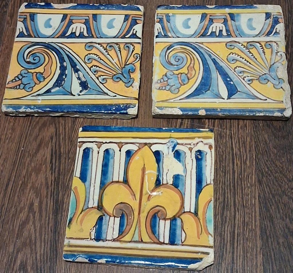 Antiek - 17e eeuw - Spaanse tegels - majollica - Sevilla, Antiek en Kunst, Ophalen of Verzenden