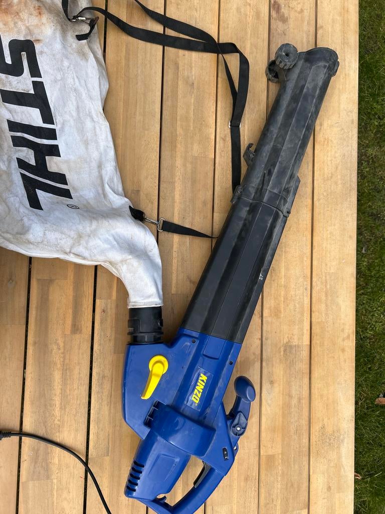 Kinzo bladzuiger/bladblazer, Ophalen, Gebruikt, Handgedragen, Met opvangzak