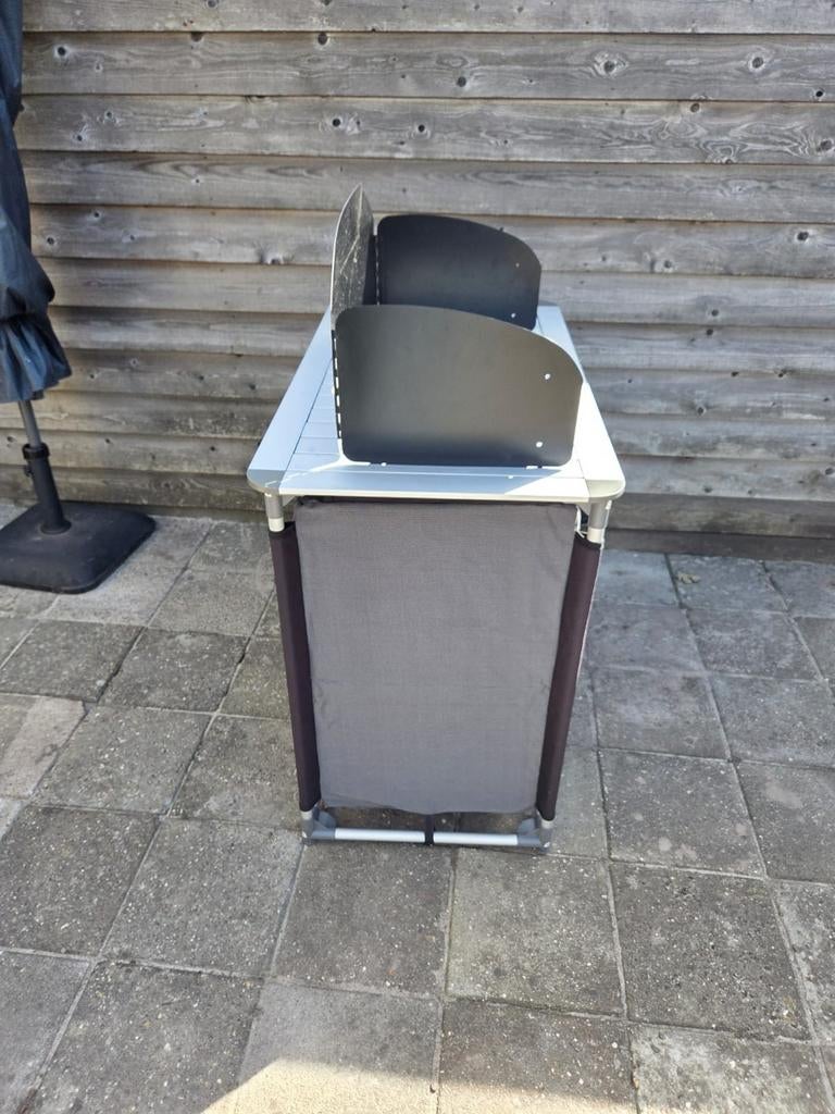 Camping spullen, Ophalen, Gebruikt, Campingkast