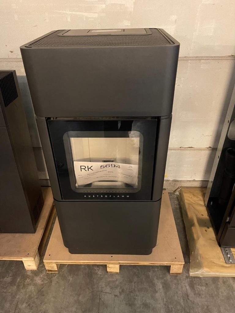 SHOWROOM MODEL PELLETKACHEL austro flamm PERRY, Ophalen, Overige brandstoffen, Nieuw, Pelletkachel