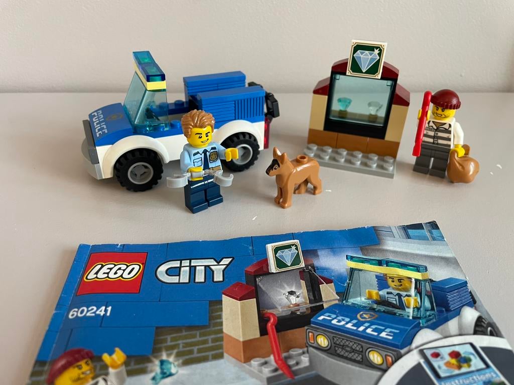 Lego City 60241 - Politie Hondenpatrouille, Ophalen of Verzenden, Zo goed als nieuw