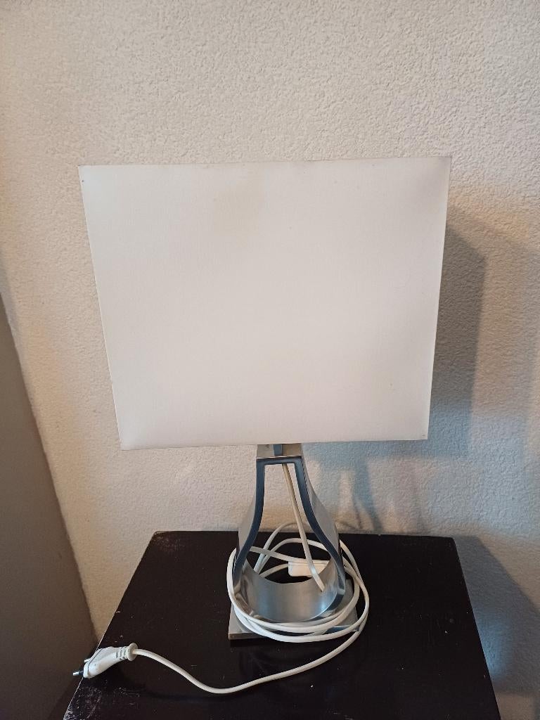 IKEA Klabb tafellamp, Ophalen of Verzenden, Gebruikt, Metaal, Minder dan 50 cm