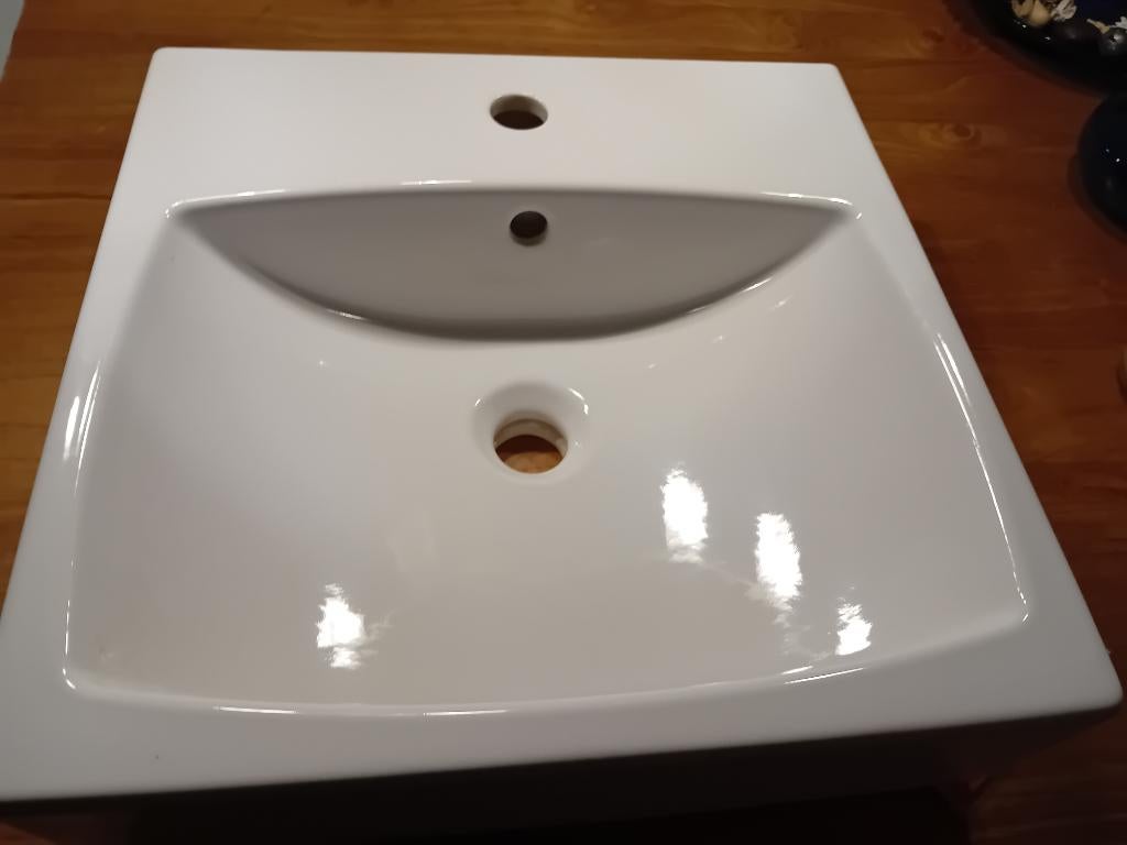 2 x Opzet Wasbak ikea 45x44,5 nieuw € 25,= per stuk, Doe-het-zelf en Verbouw, Ophalen, Nieuw, Steen, Wastafel