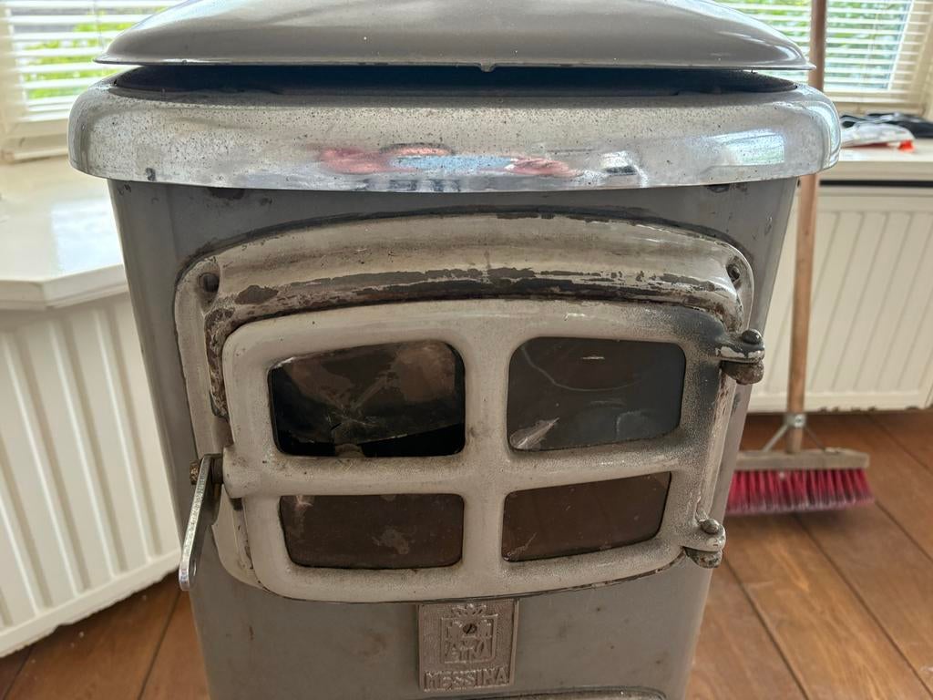 Vintage ETNA Messina Gietijzeren Kachel Jaren '40/'50, Gebruikt, Ophalen of Verzenden, Vrijstaand, Hout