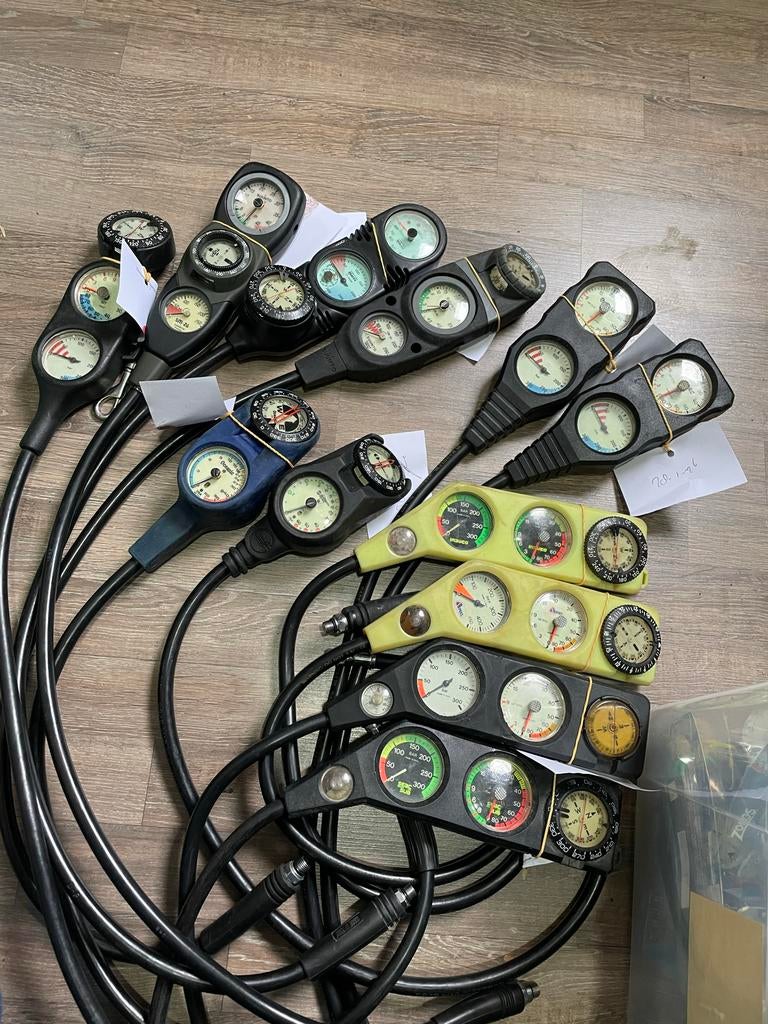 Driedelige Duikconsoles - Set van Meerdere, Ophalen of Verzenden, Gebruikt, Duikcomputer