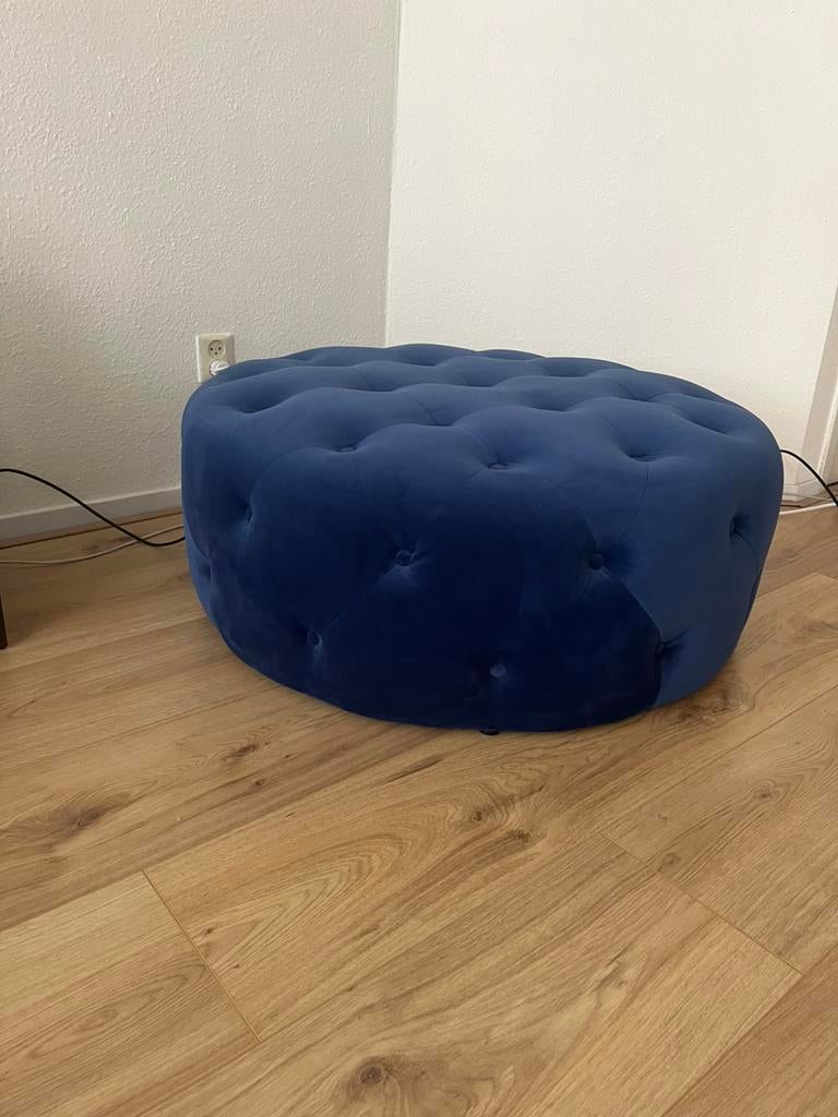 Luxe poef blauw merk made, Huis en Inrichting, Ophalen, Zo goed als nieuw, Rond