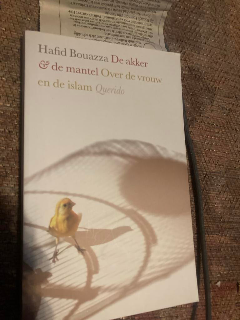 Hafid Bouazza - De akker & de mantel, Ophalen of Verzenden, Zo goed als nieuw, Islam