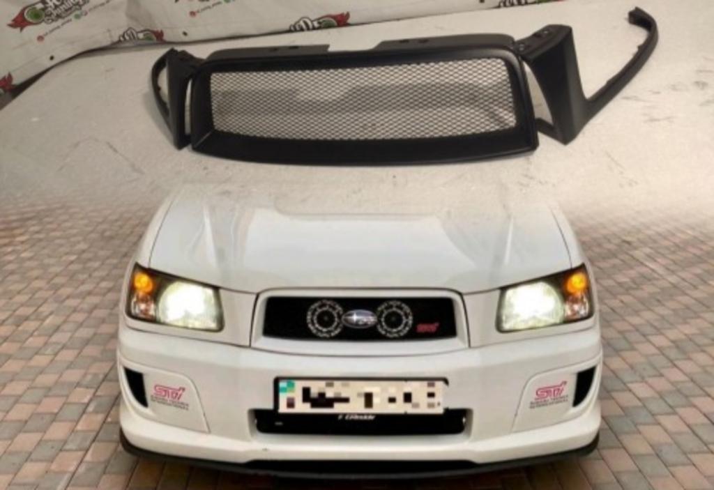 Subaru Forester SG prefacelift grill set, Subaru, Voor, Nieuw, Ophalen of Verzenden