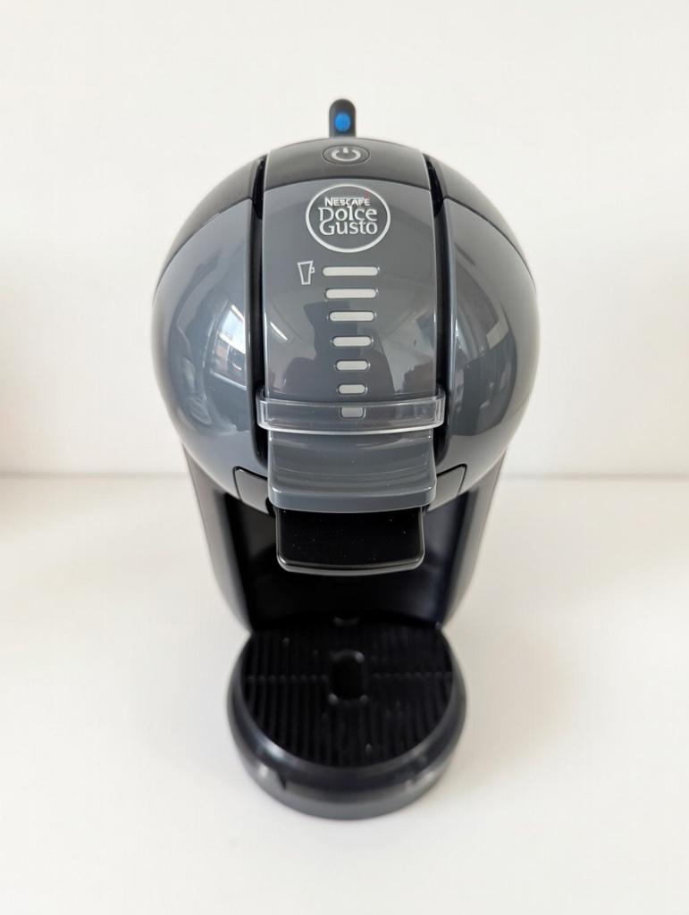 Brand New, Never Used! Nescafé Dolce Gusto Piccolo, Witgoed en Apparatuur, Ophalen of Verzenden, 1 kopje, Koffiepads en cups, Afneembaar waterreservoir