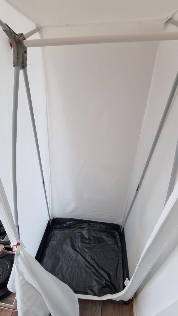 Coat Cabinet, Ophalen, Zo goed als nieuw