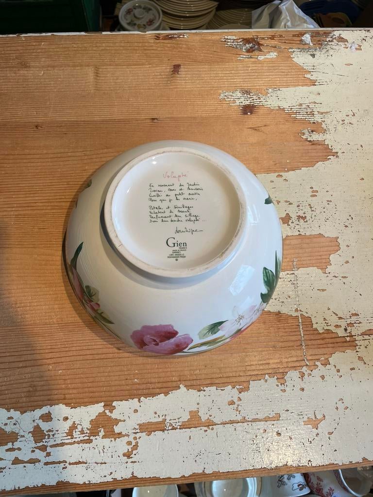 Gien VOLUPTÉ Saladeschaal, Ophalen of Verzenden, Zo goed als nieuw, Overige stijlen, Schaal of Schalen