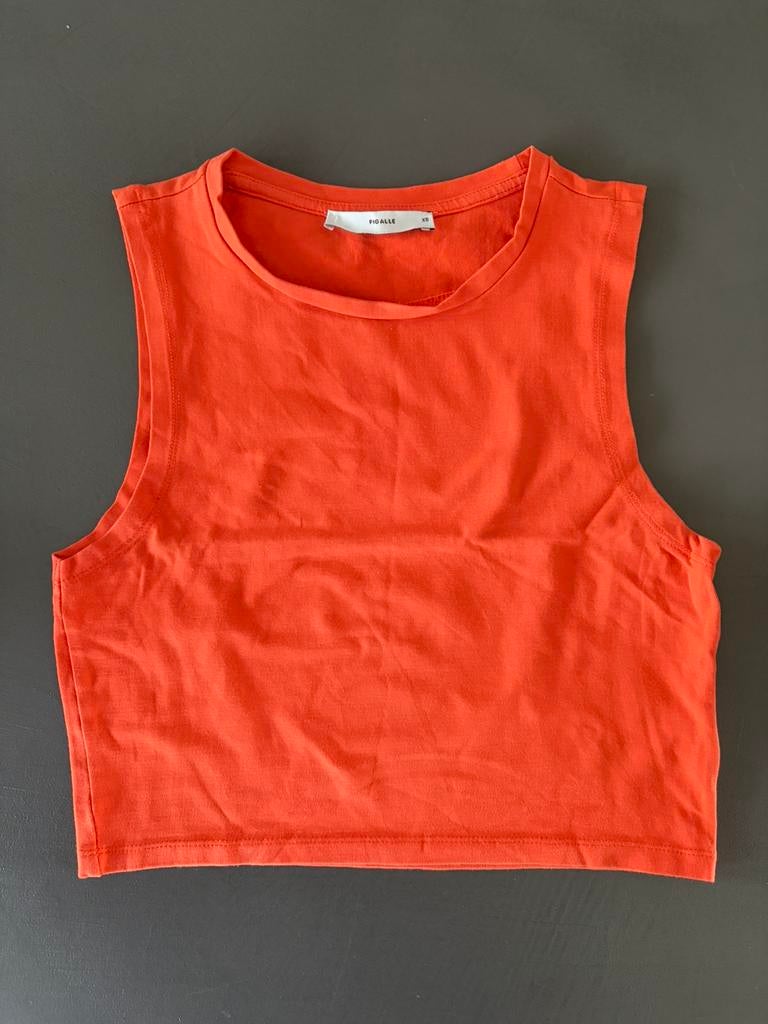 Only Pigalle topje maat XS, Oranje, Ophalen of Verzenden, Zo goed als nieuw, Zonder mouw