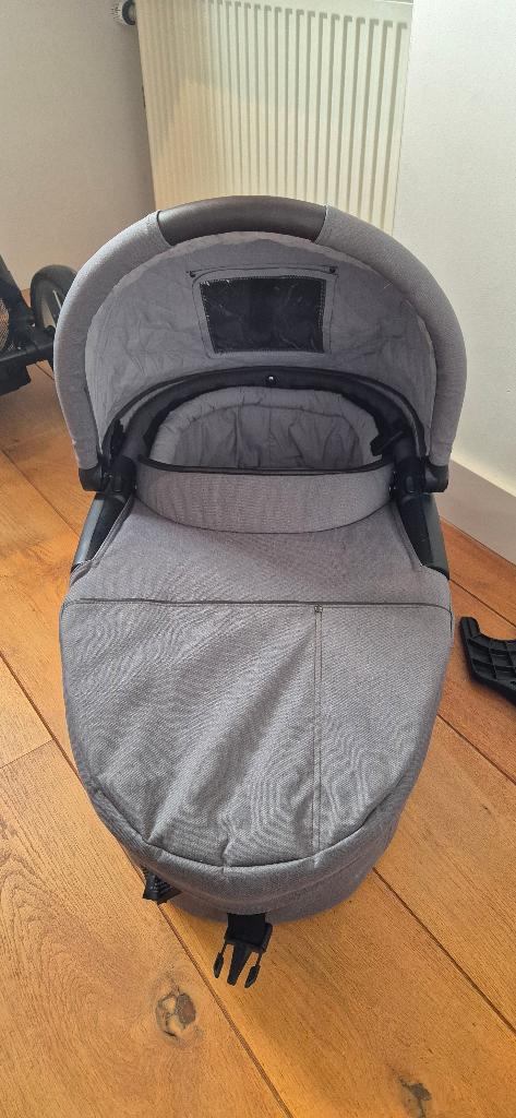 Mooie Mutsy Evo, inclusief veel accessoires, Kinderen en Baby's, Kinderwagens en Combinaties, Mutsy, Ophalen, Kinderwagen, Verstelbare duwstang