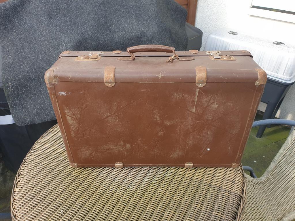 Antieke reiskoffer vintage design oldtimer, Sieraden, Tassen en Uiterlijk, Koffers, 60 tot 70 cm, Overige materialen, Gebruikt