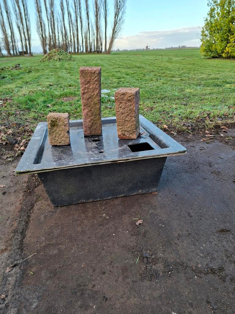 Waterbak met graniet zuilen, Ophalen, Zo goed als nieuw, Waterornament