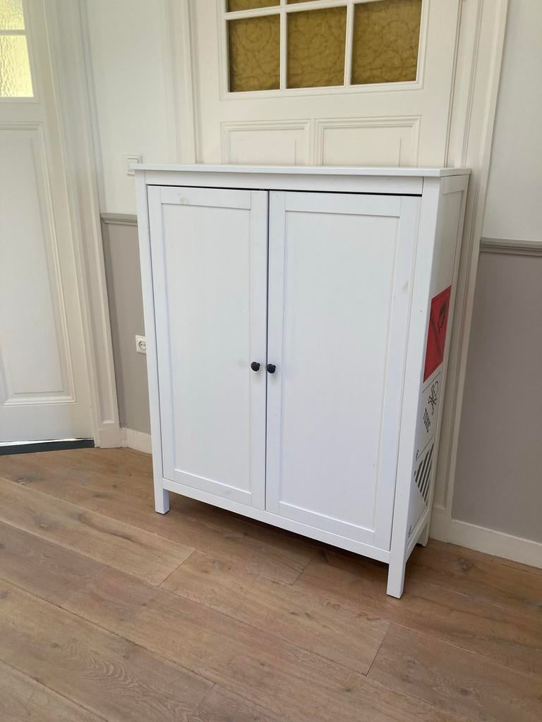 Witte kast met deuren, Antiek en Kunst, Antiek | Meubels | Kasten, Ophalen