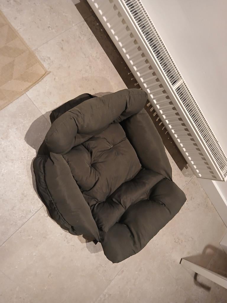 mand / kussen voor de hond, Ophalen, Zo goed als nieuw, Eén, Modern