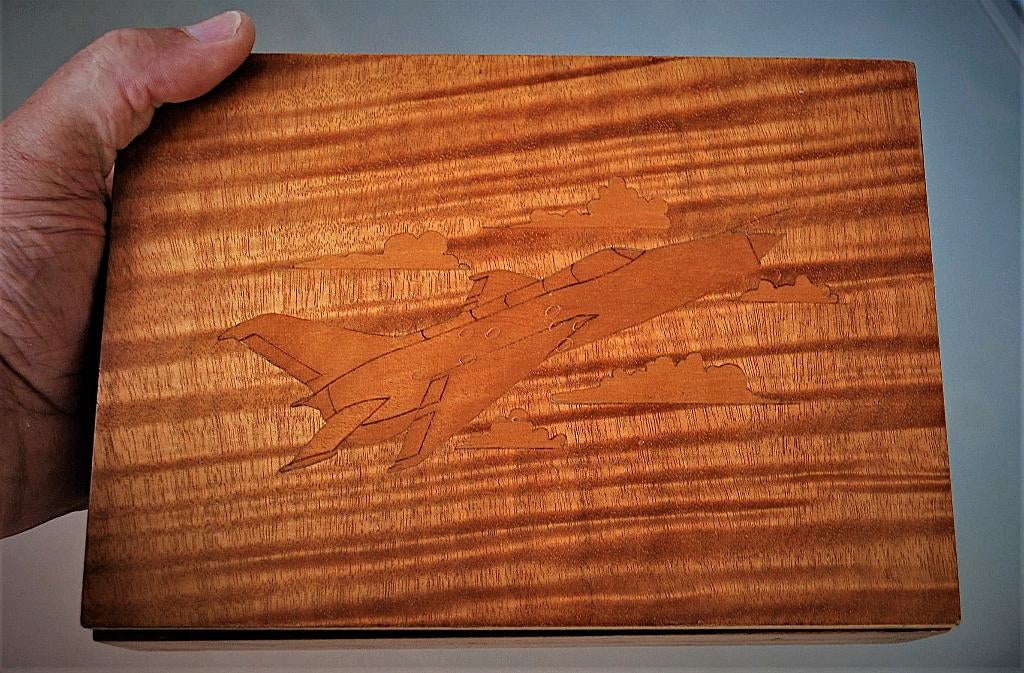 Jet Vliegtuig Straaljager Mig 21 Trench art Hout opbergkist, Ophalen of Verzenden