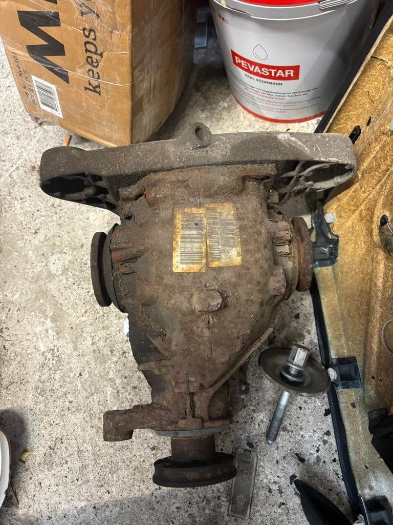 Bmw e39 m54b22 m54b30 differentieel en cardanas automaat, Ophalen of Verzenden, BMW
