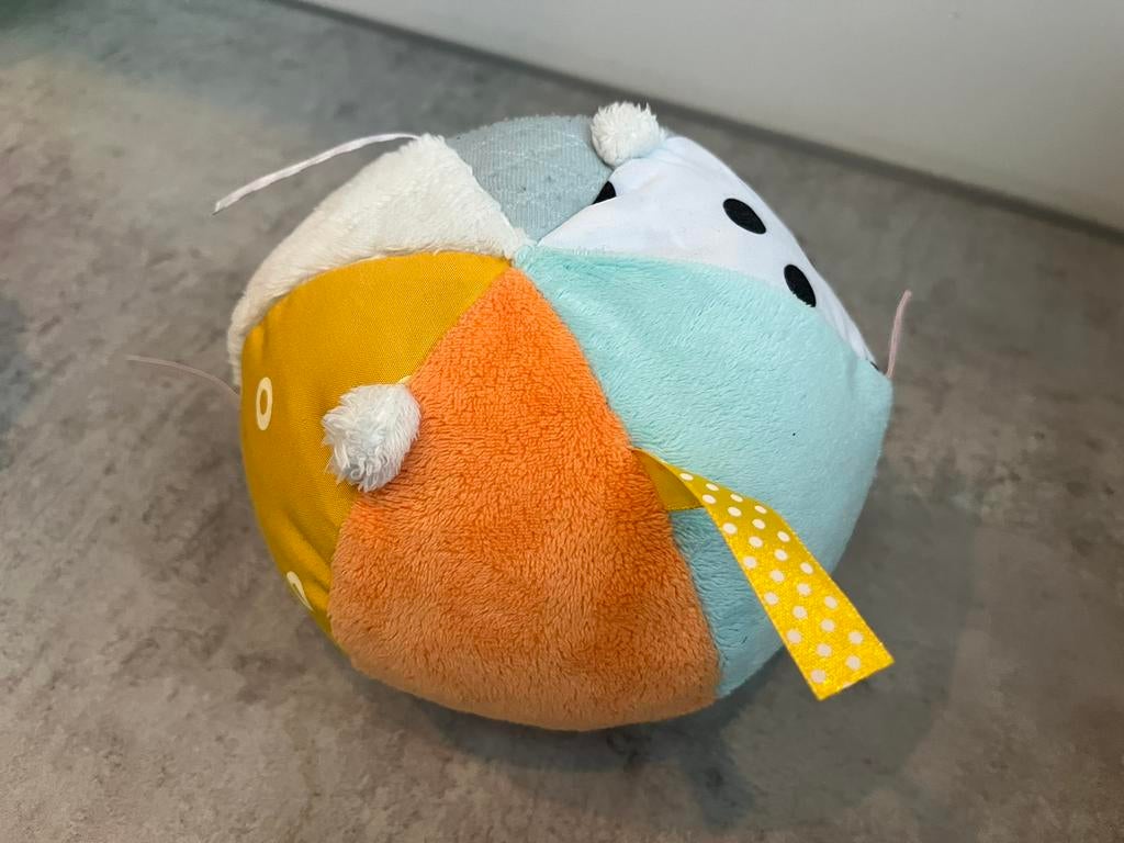 Zachte Speelbal voor Baby's HEMA knuffel bal labal rammel, Ophalen of Verzenden, Zo goed als nieuw, Rammelaar, Met geluid