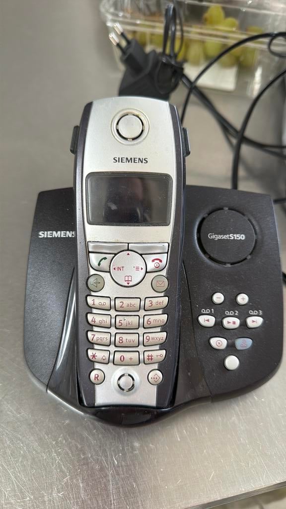 Siemens Gigaset S150 met losse chargers, Ophalen, Gebruikt, 4 handsets of meer