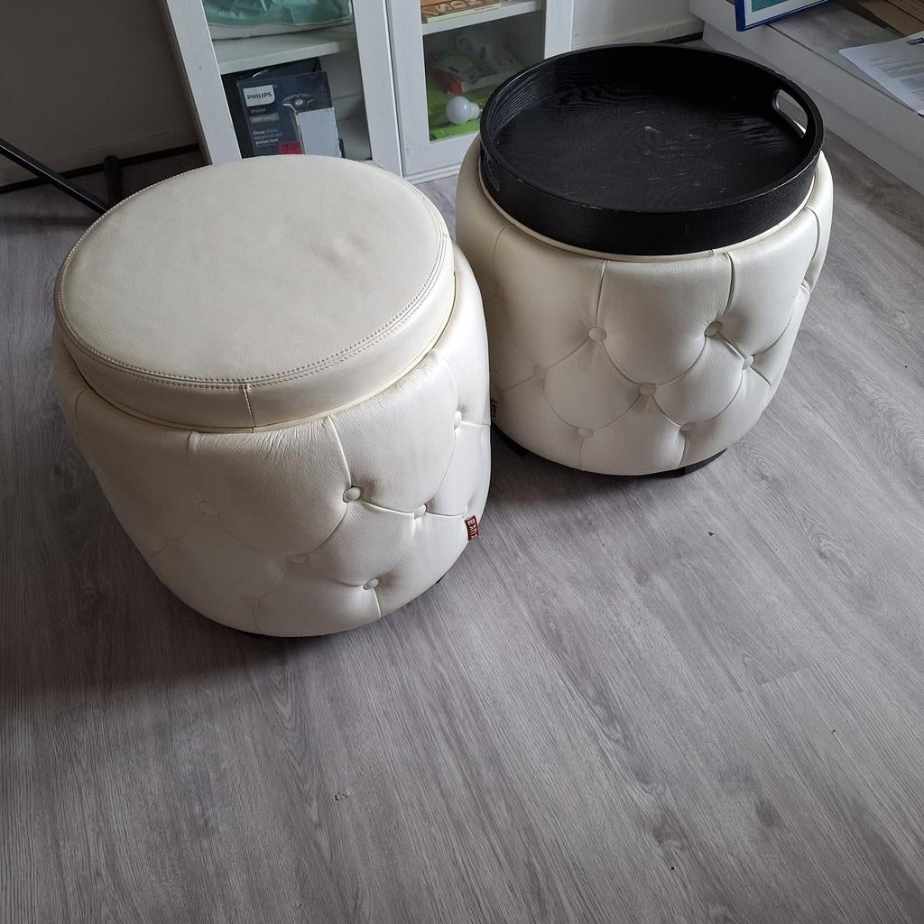 Een leren Kuka hocker, Minder dan 50 cm, Rond, Ophalen of Verzenden, Zo goed als nieuw