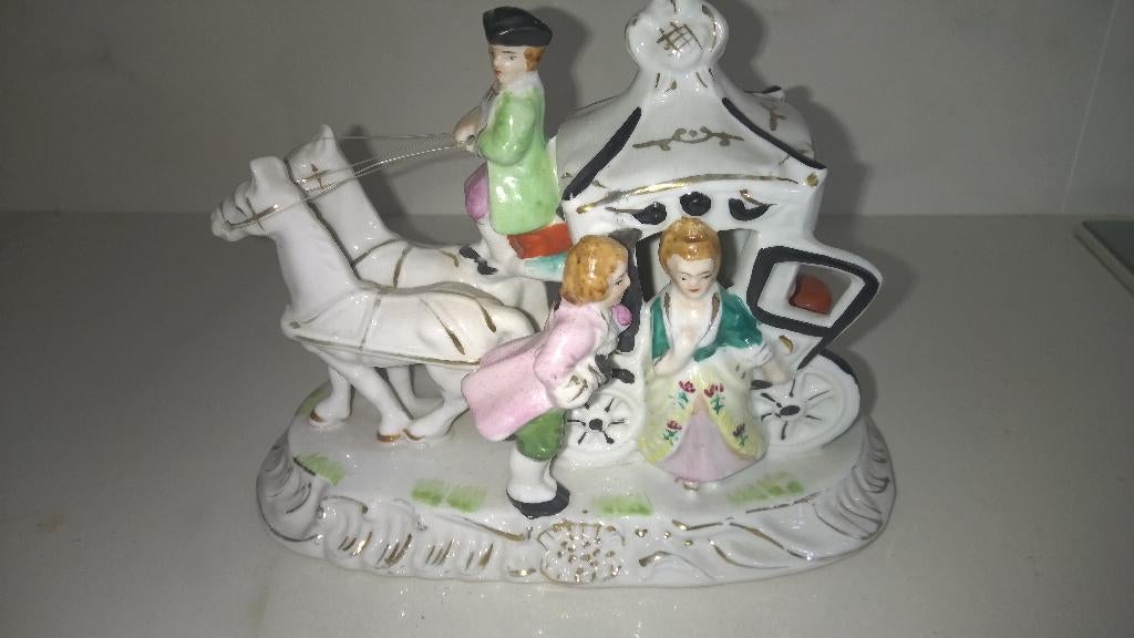 Vintage :Novex porselein  :koets met paarden, Antiek en Kunst, Antiek | Porselein, Ophalen of Verzenden