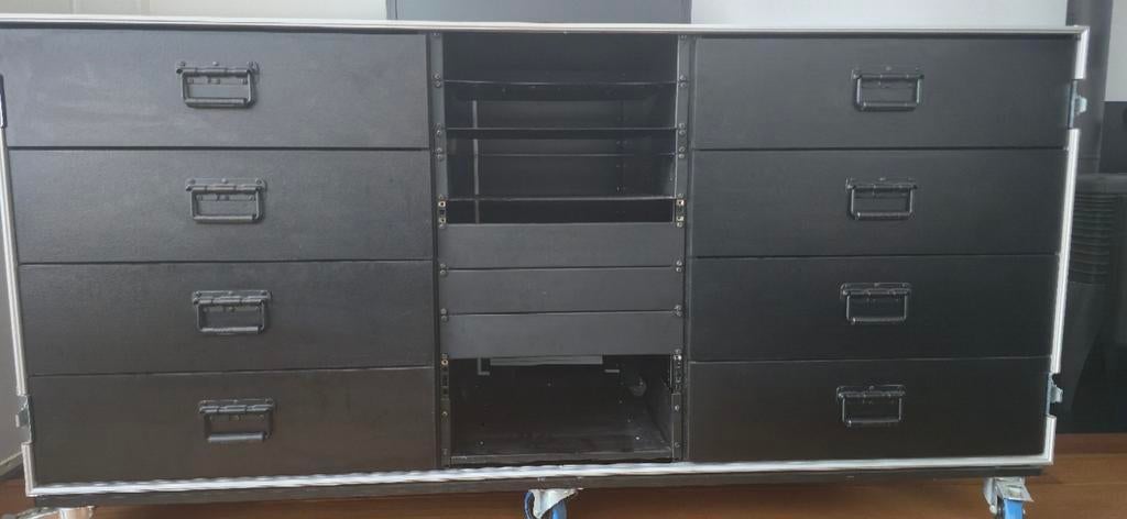 Flightcase meubel dressoir/tv kast, Ophalen, Met deur(en), Overige materialen, Zo goed als nieuw