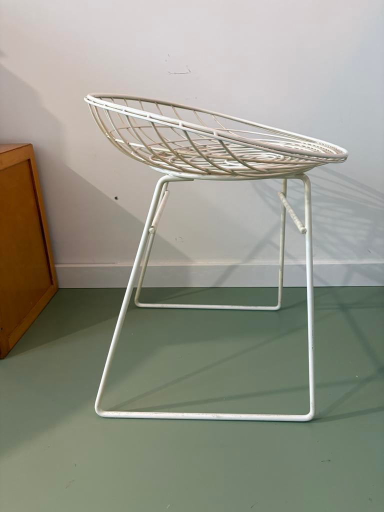 Pastoe KM05 wire stool wit, Ophalen of Verzenden, Zo goed als nieuw