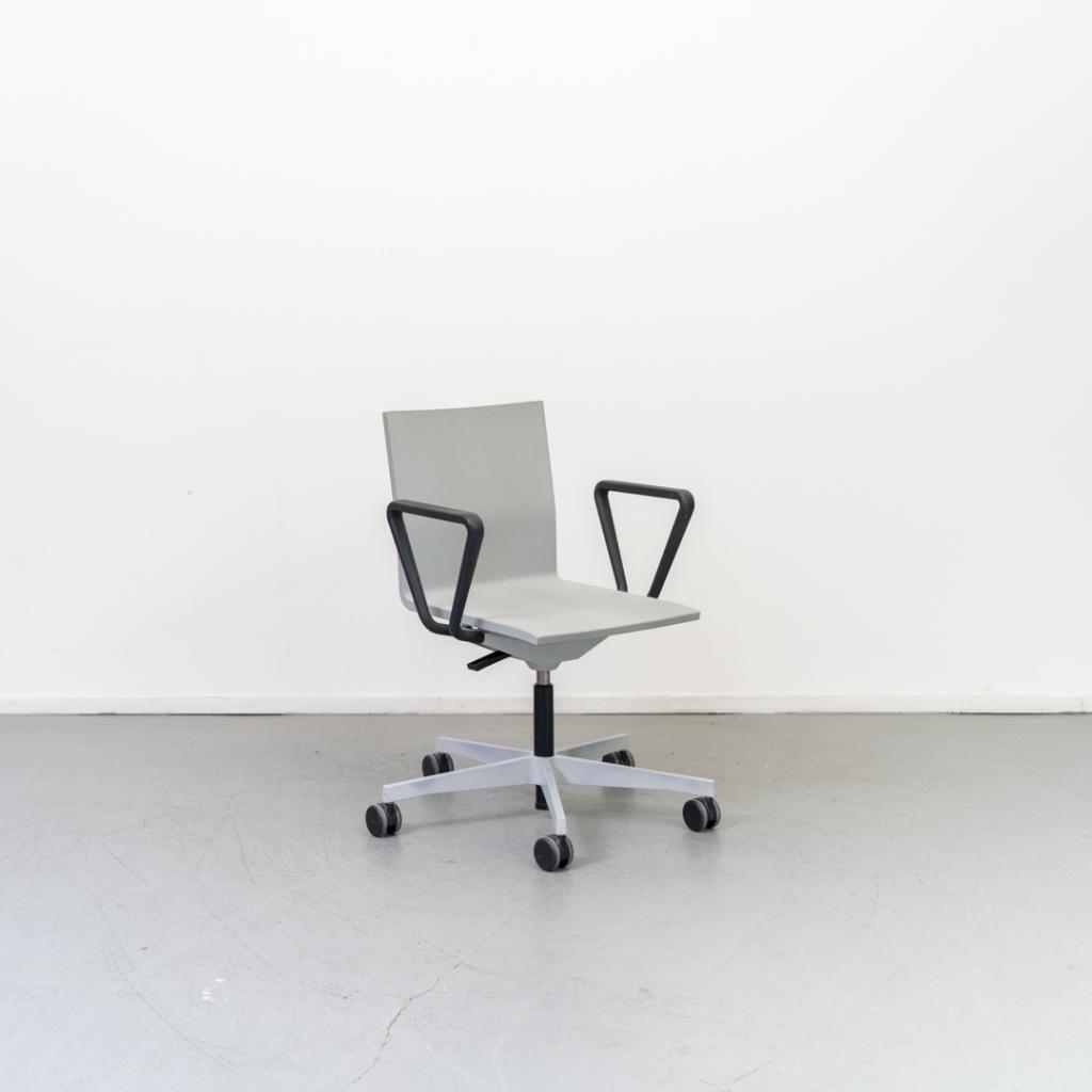 1x Vitra Maarten v Severen Bureaustoel .04 Grijs, Huis en Inrichting, Bureaustoelen, Zo goed als nieuw, Bureaustoel, Grijs, Ergonomisch