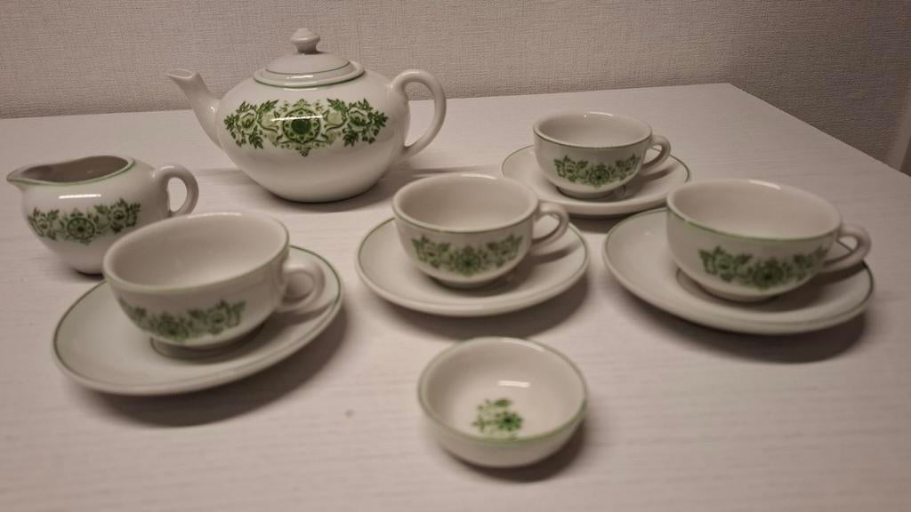 Douwe Egberts kinderservies, Ophalen