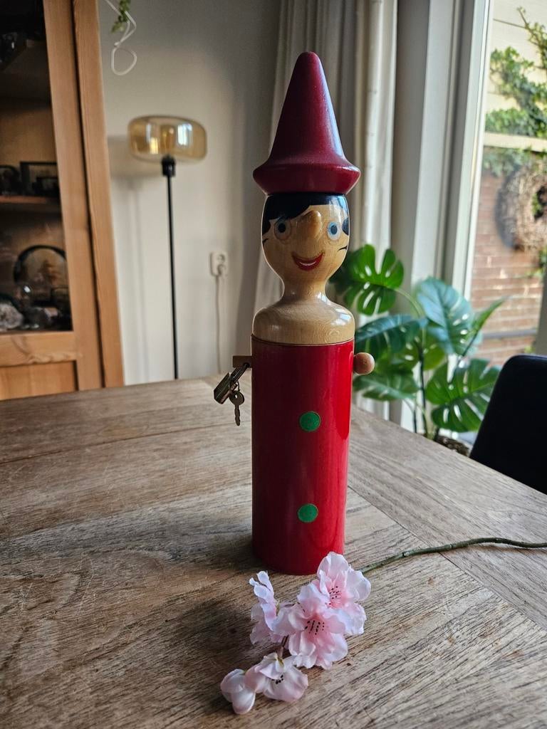 Houten Pinokkio Spaarpot, Ophalen of Verzenden, Metaal of Blik, Overige thema's