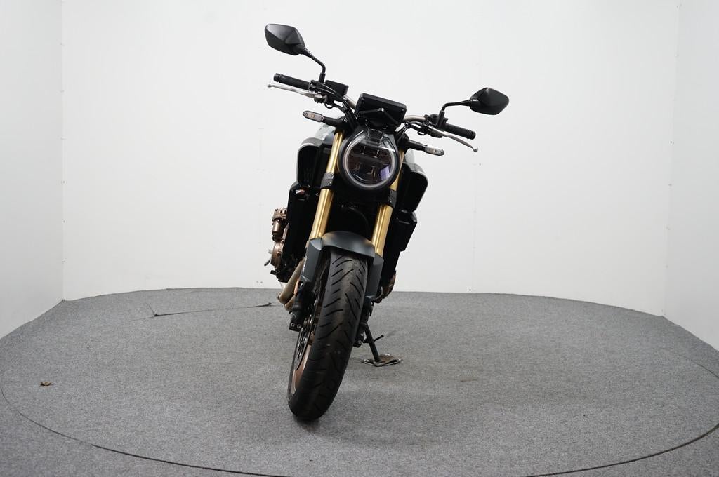 Honda CB 650 R E-Clutch (bj 2025) - foto 3