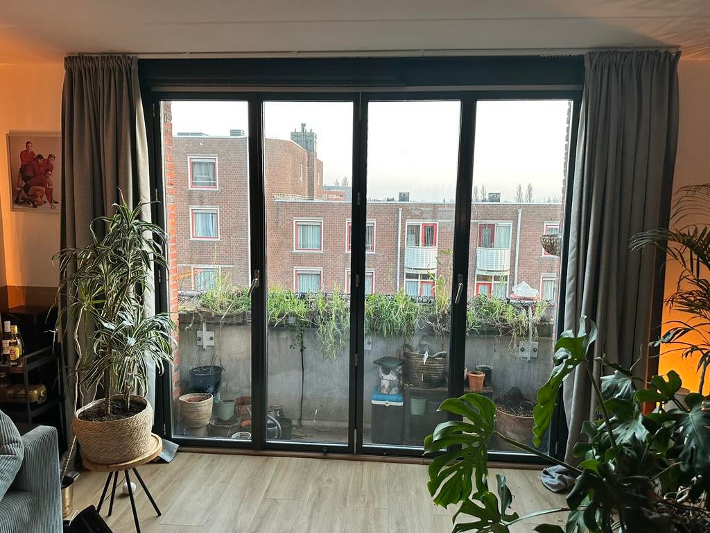 Mooie grijze Gordijnen, Ophalen, Zo goed als nieuw, 200 cm of meer