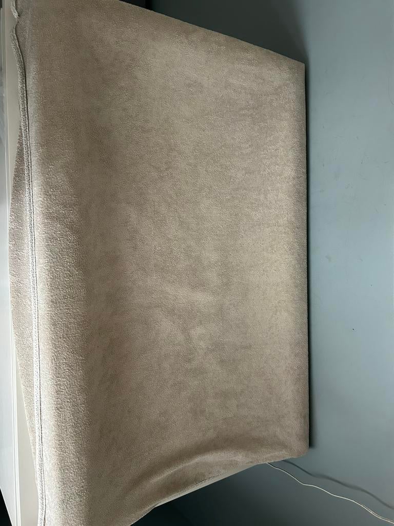 Aankleedkussen met twee hoezen, Kinderen en Baby's, Badjes en Verzorging, Gebruikt, Aankleedkussen, Standaard, Ophalen