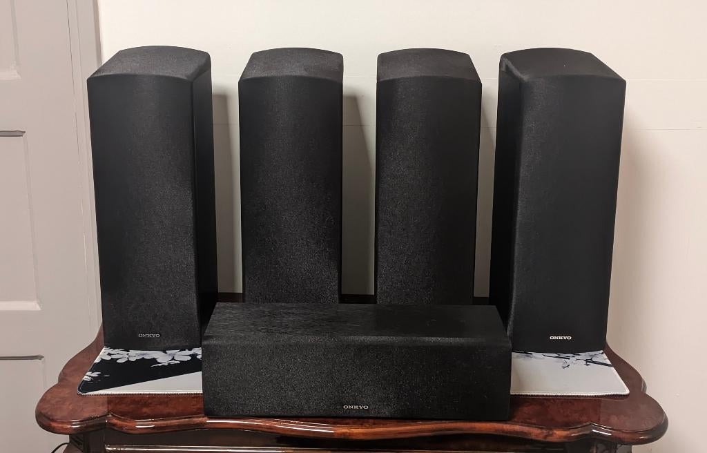 Onkyo Dolby Atmos / 5.1 Complete Luidsprekerset, Zo goed als nieuw, Complete surroundset, 120 watt of meer, Ophalen