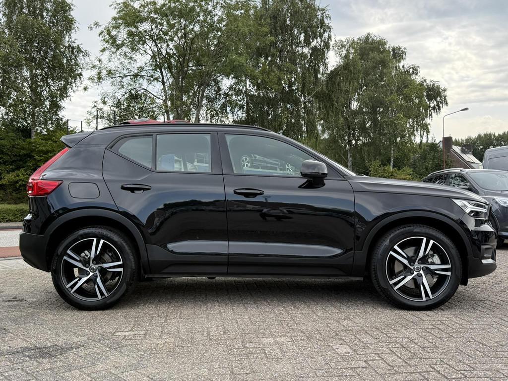 Volvo XC40 1.5 T4 Recharge R-Design 210pk | Parking pack | D, Stof, Euro 6, Hybride Elektrisch/Benzine, 3 cilinders
