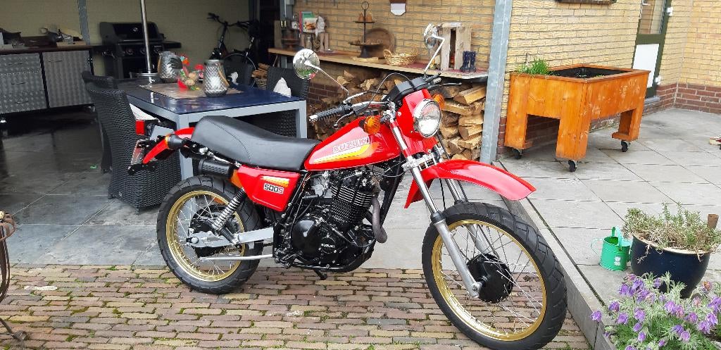 Te koop mooie Suzuki DR500S 1983, Motoren, Motoren | Suzuki, Particulier, Enduro, Minimaal motorrijbewijs A2, 1 cilinder