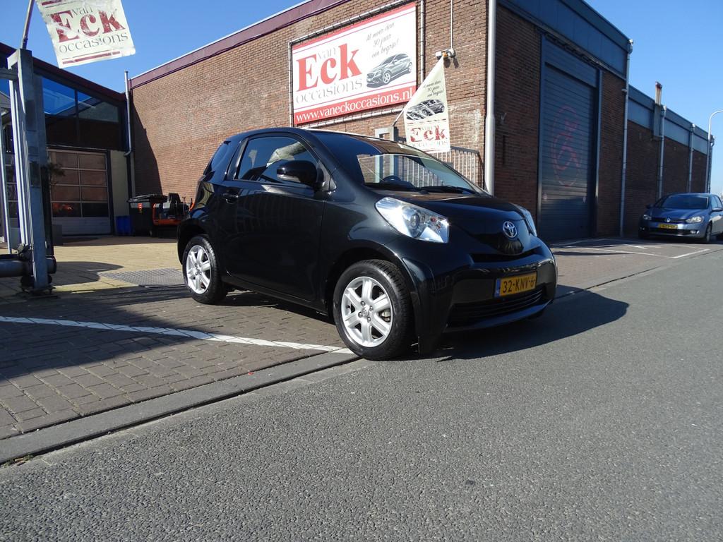 Toyota iQ 1.0 VVTi Comfort (bj 2010), Stof, Gebruikt, Zwart, 4 stoelen