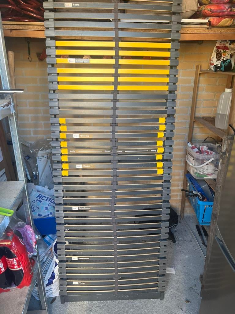 Lattenbodem bossflex 600 vl 70x200, Ophalen, Zo goed als nieuw, 200 cm, Eenpersoons