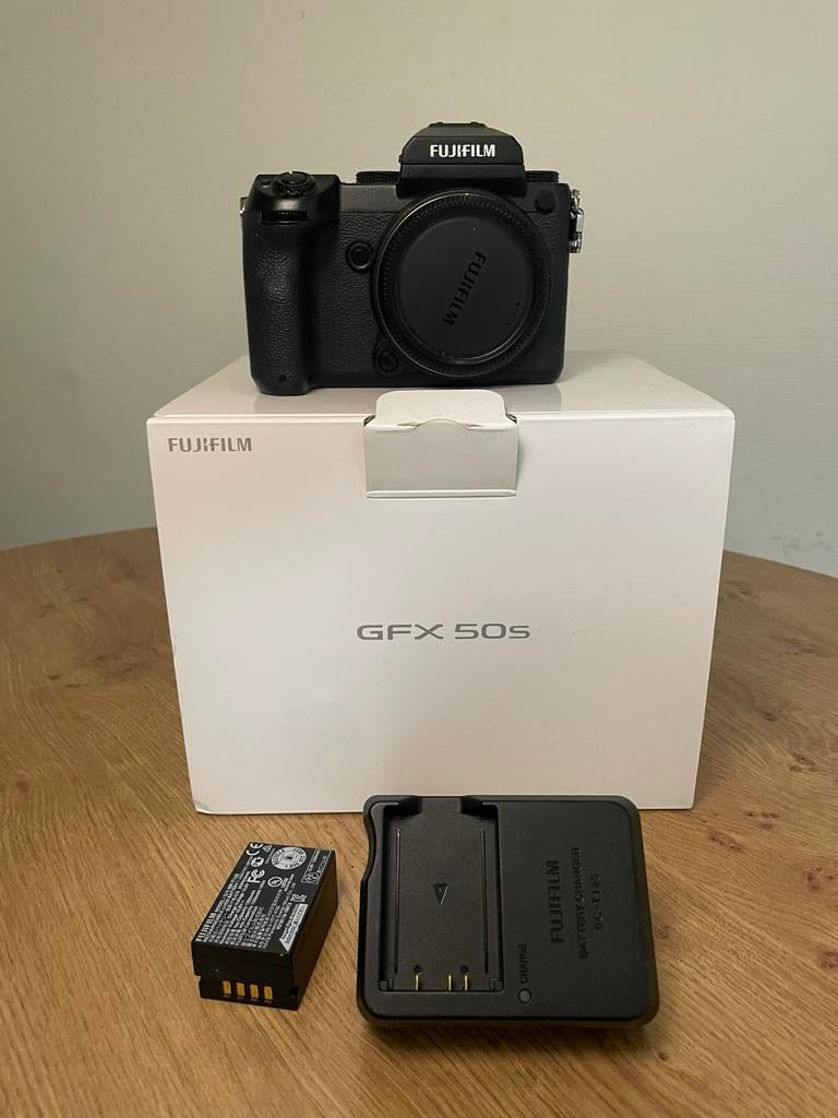 Fujifilm gfx + gf 65mm f2.8, Audio, Tv en Foto, Ophalen, Zo goed als nieuw, Fuji, Geen optische zoom