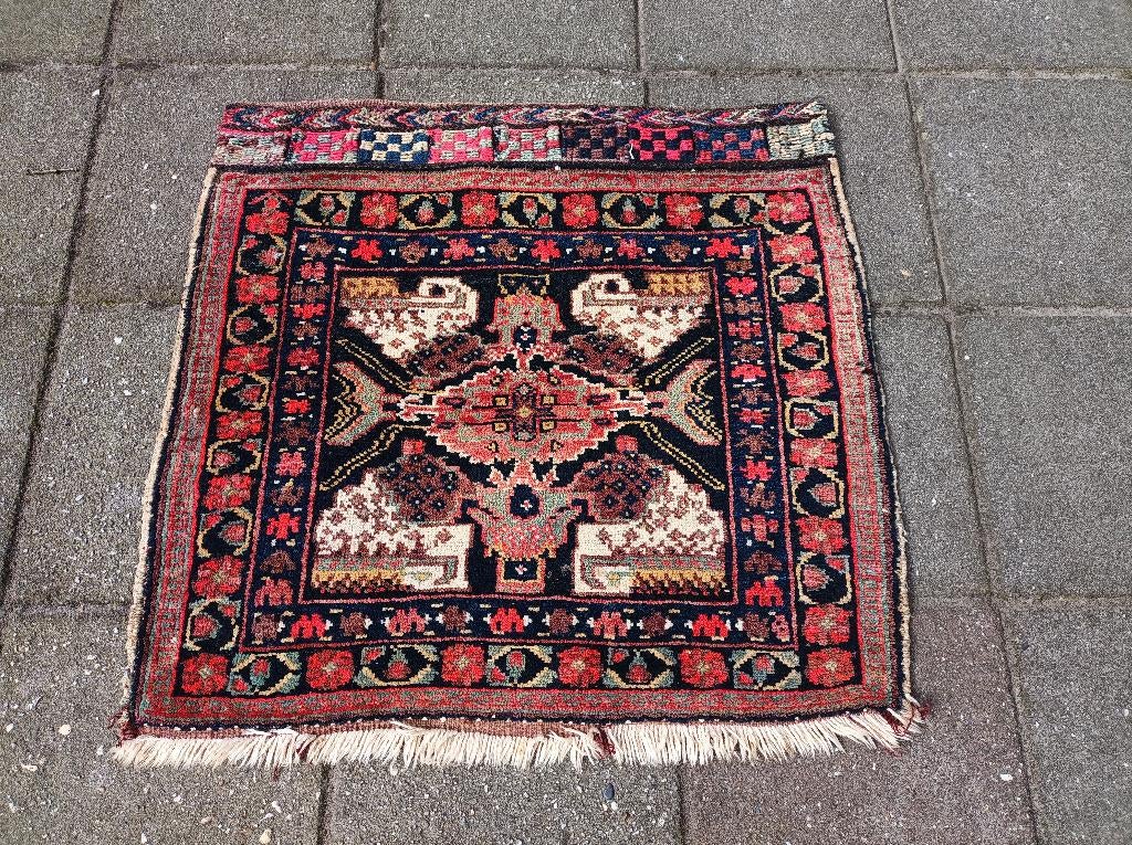 Perzich tapijtje, Ophalen