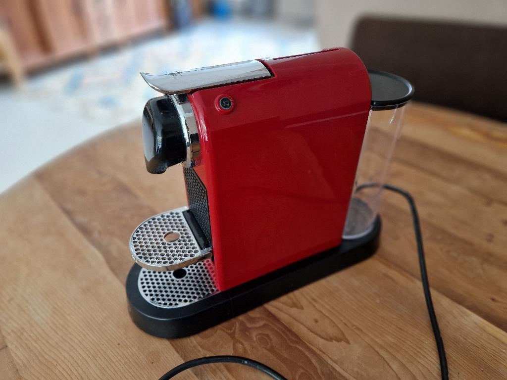 Krups Nespresso Citiz Cherry Red, Witgoed en Apparatuur, Koffiezetapparaten, Afneembaar waterreservoir, Koffiepads en cups, Espresso apparaat