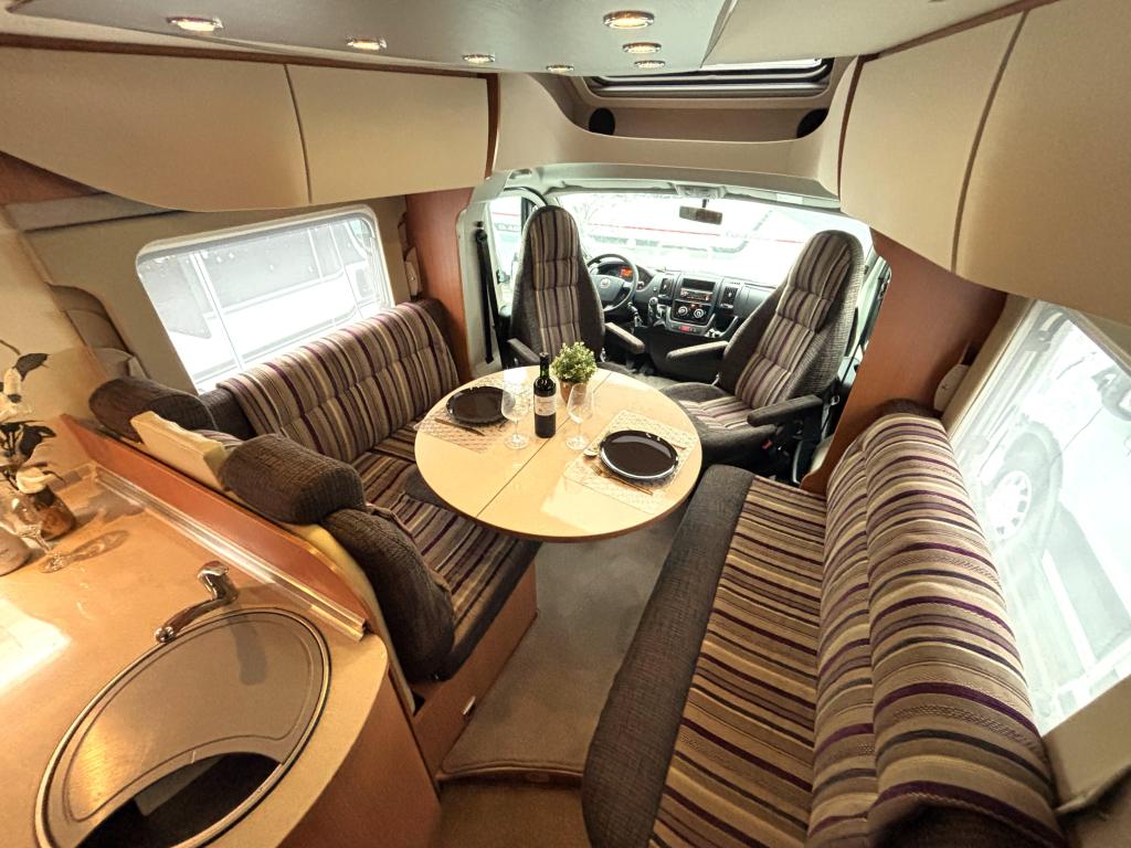 Bürstner Ixeo IT 700 LENGTEBED + HEFBED SLECHTS 29.000KM !, Fiat, 7 tot 8 meter, Bedrijf, Bürstner