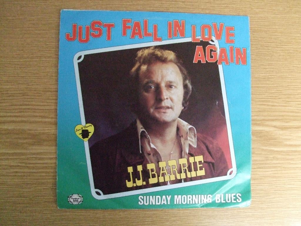 J.J. BARRIE     I JUST FALL IN LOVE AGAIN / SUNDAY MORNING, 7 inch, Single, Ophalen of Verzenden, Zo goed als nieuw