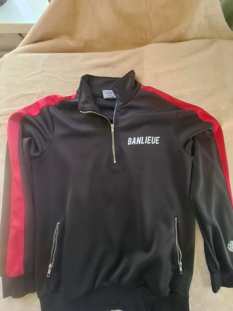 Banlieue trui, Ophalen, Zo goed als nieuw